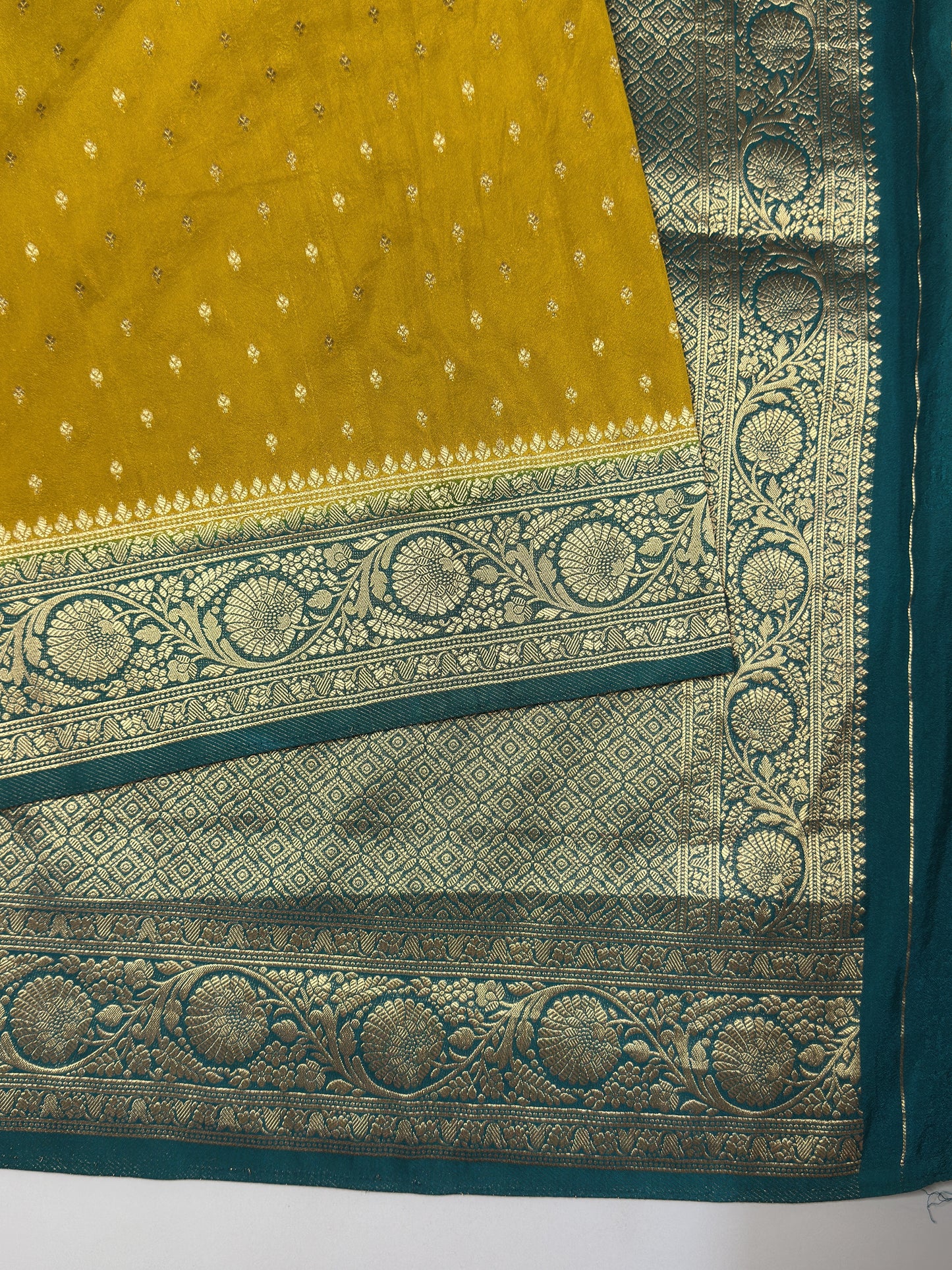 Semi Georgette Saree