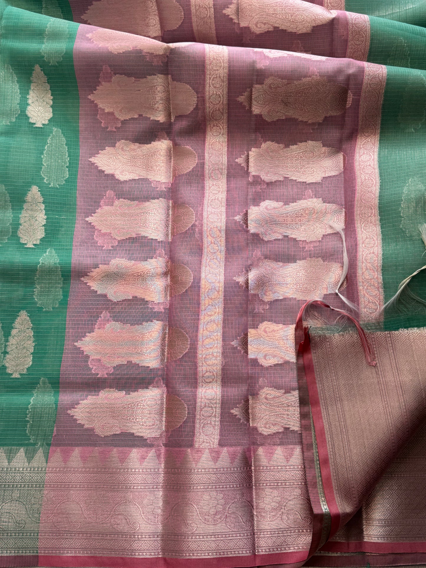 Zari Kota saree