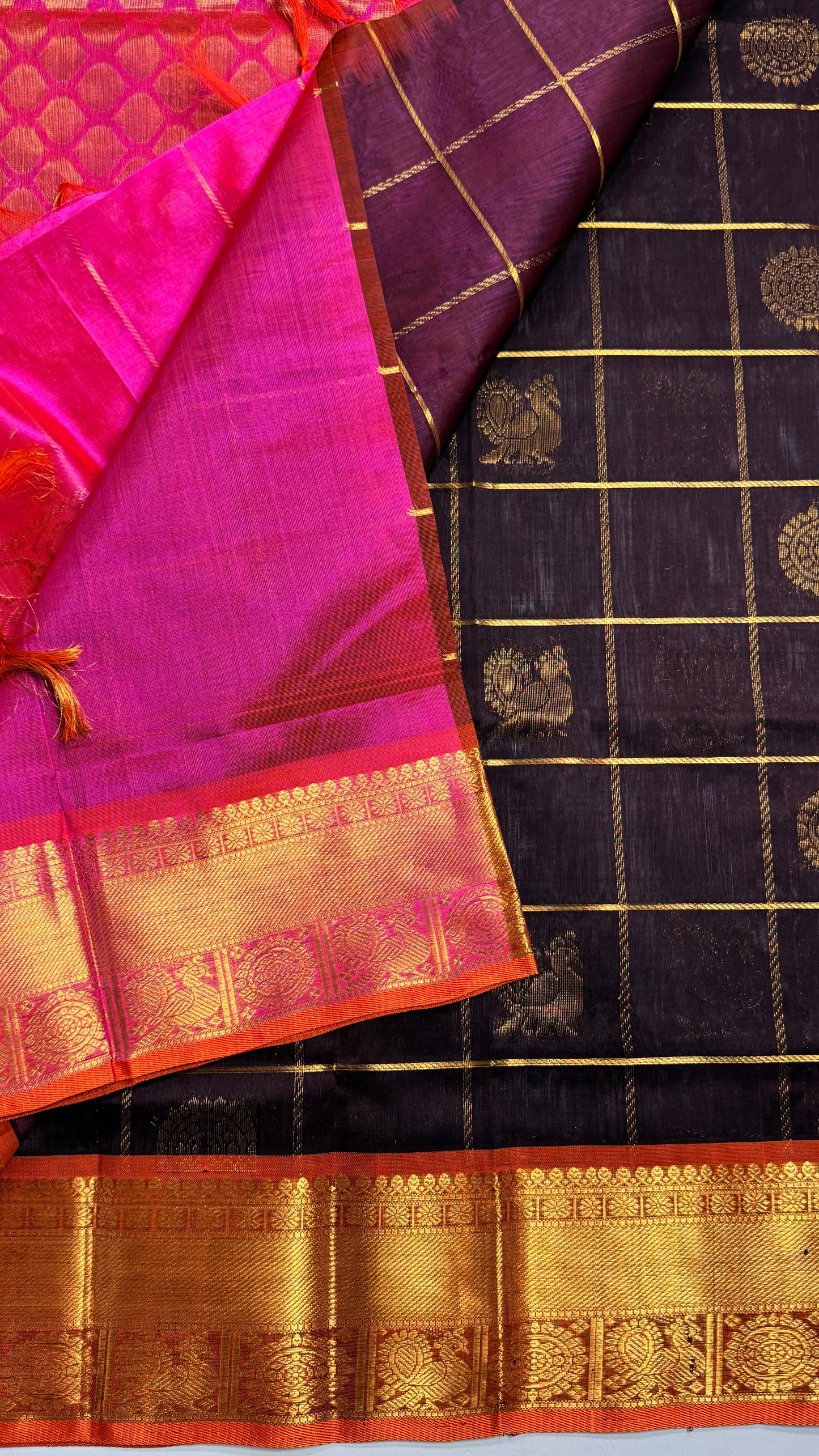 Mayil & Chakram Butta Pure Silk Cotton Saree