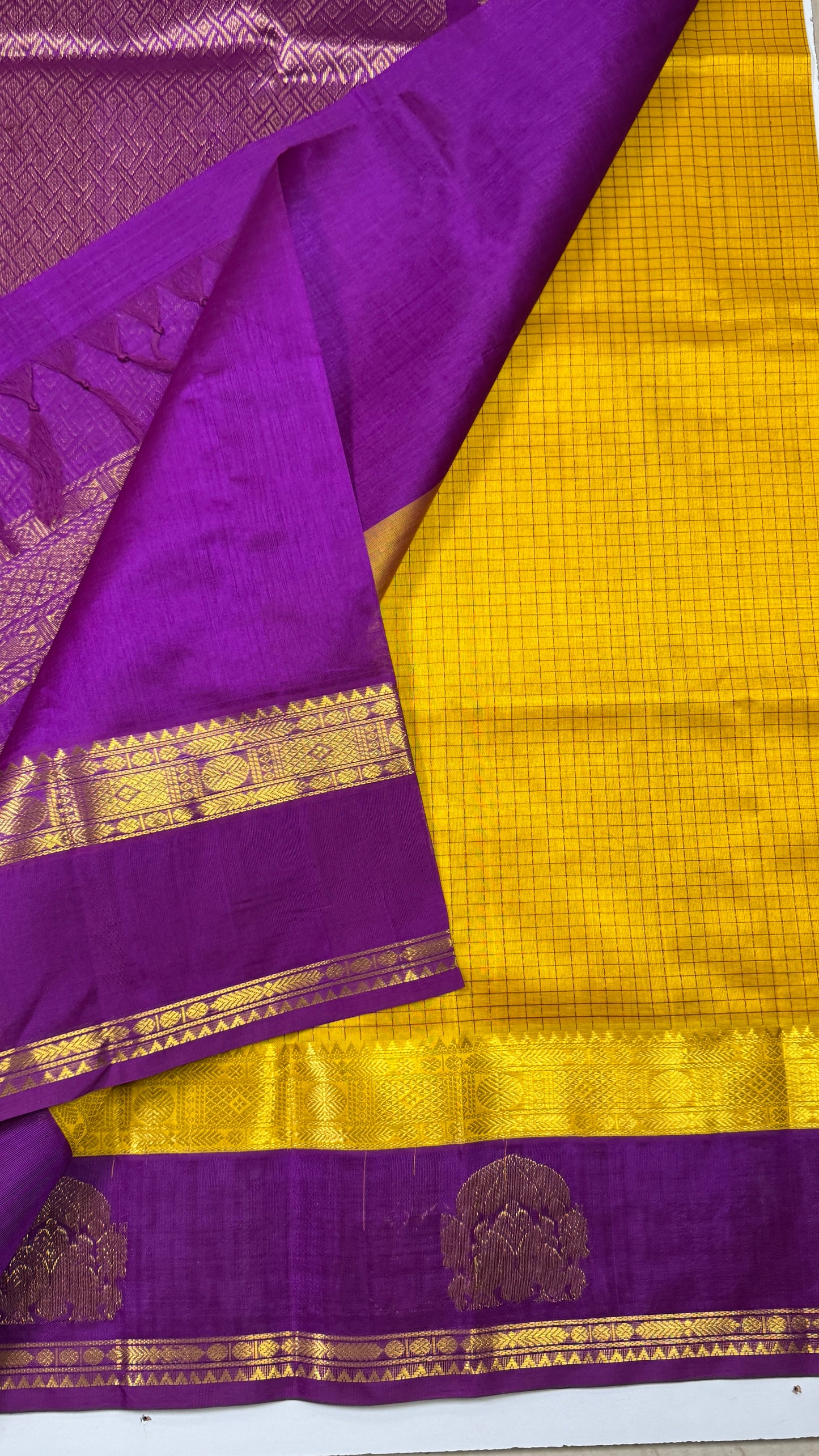 Thread Checks Pure Silk Cotton Saree with Korvai Border