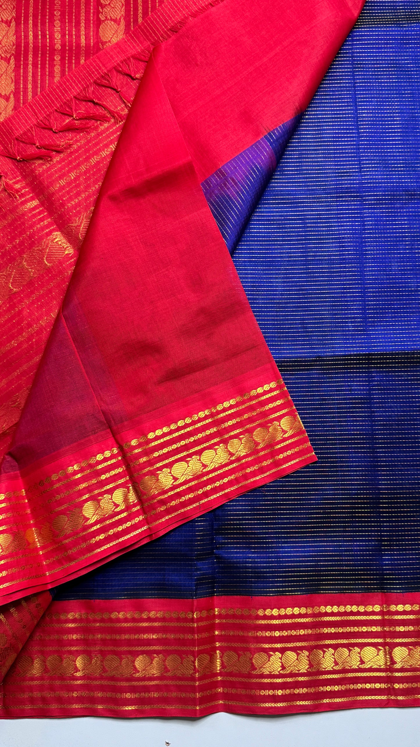 Vairoosi Pure Silk Cotton Saree with Korvai Borders