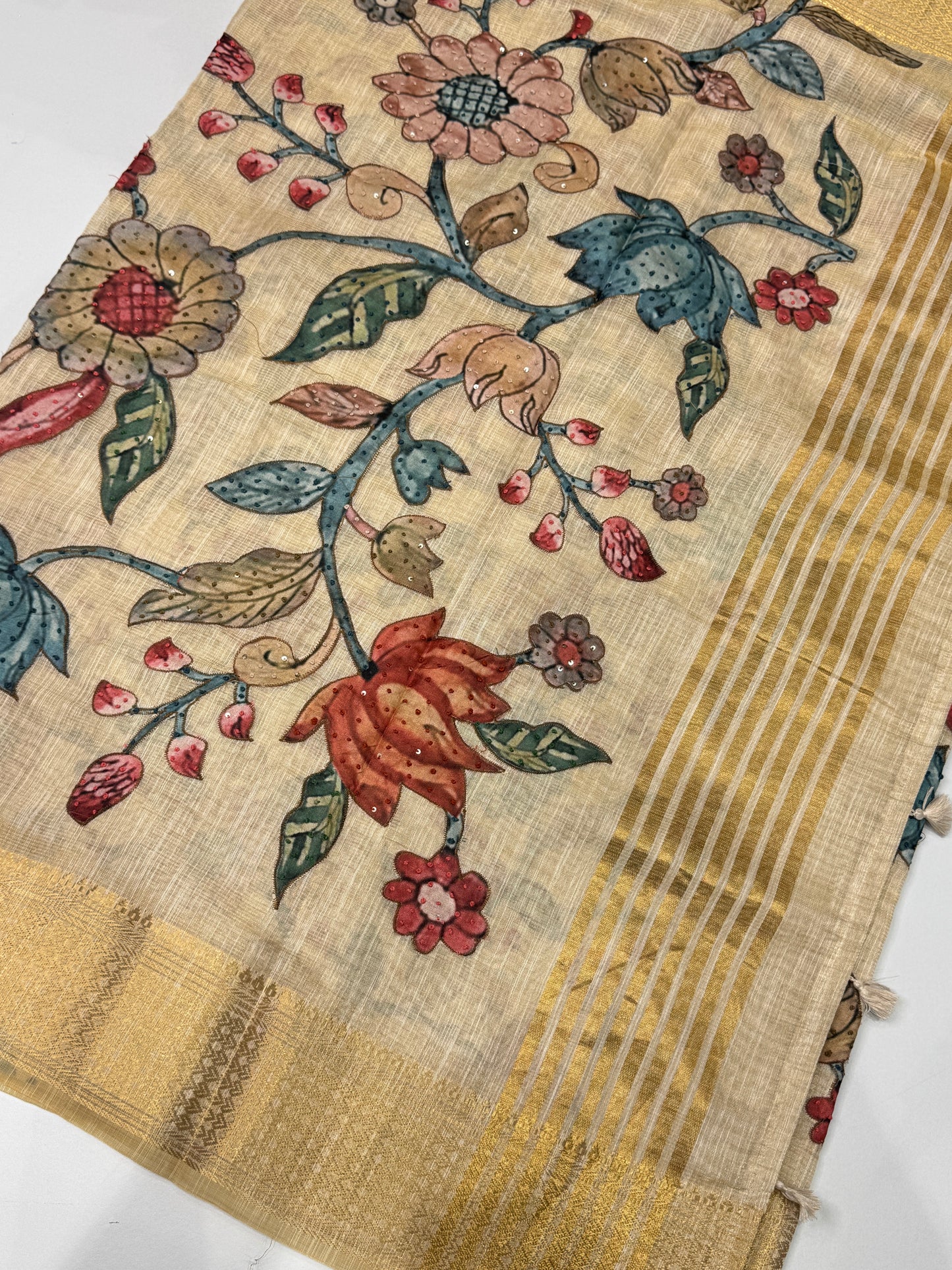 Tissue Linen Applique Work Saree