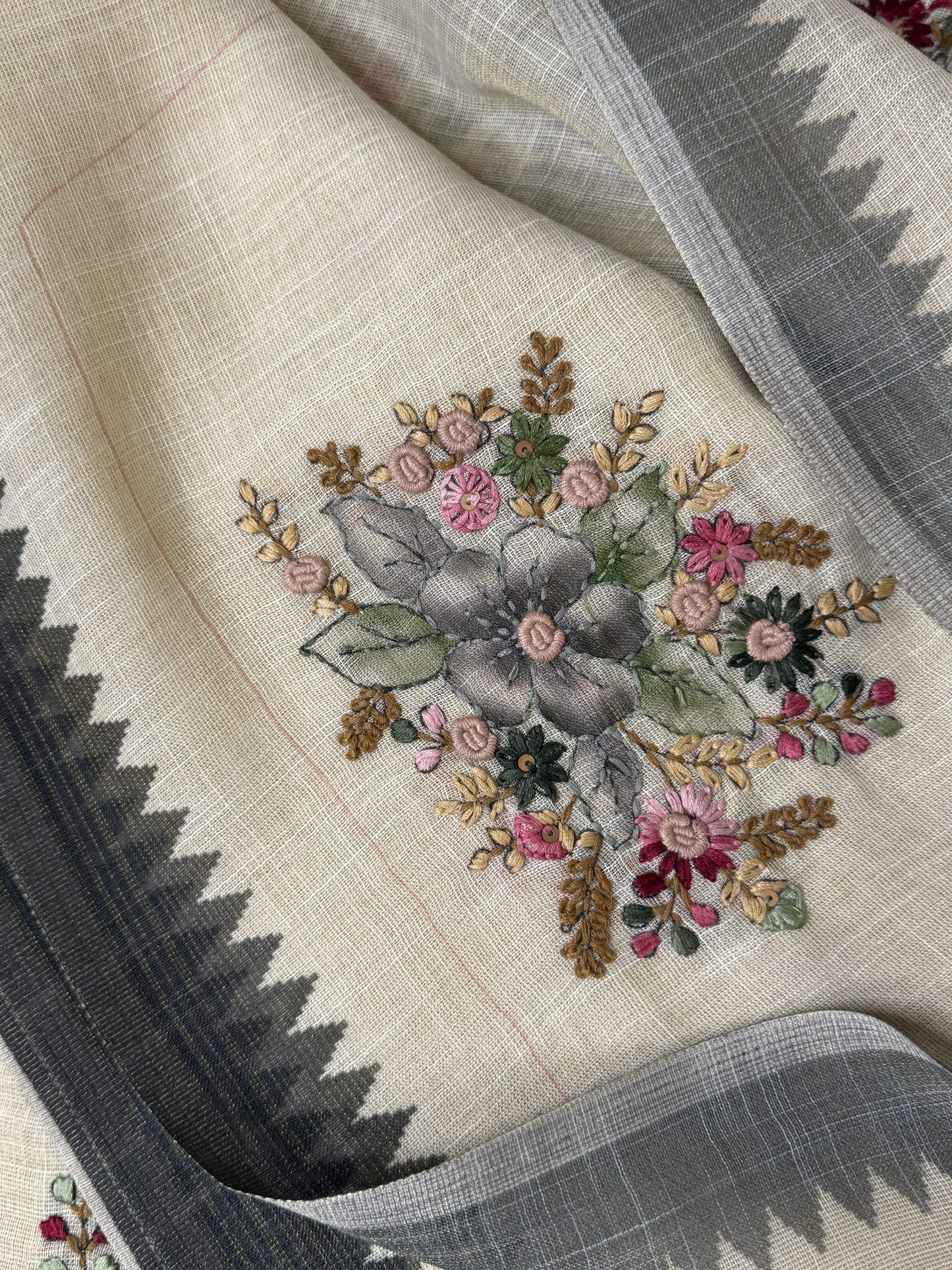 Tissue Linen Saree