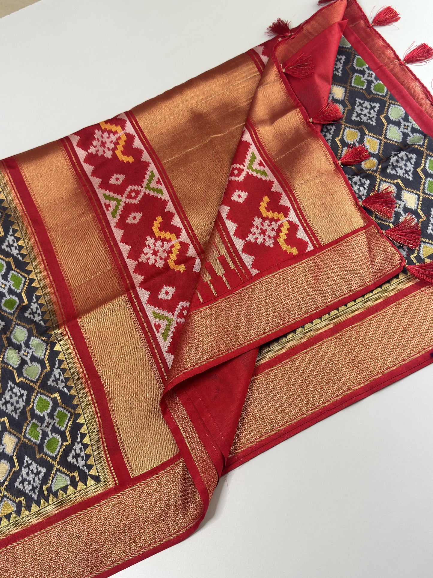 Semi Pochampally Saree