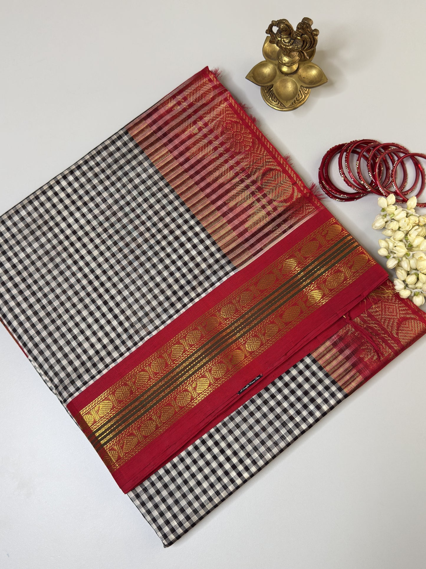 Podi Kattam Checks Silk Cotton Saree