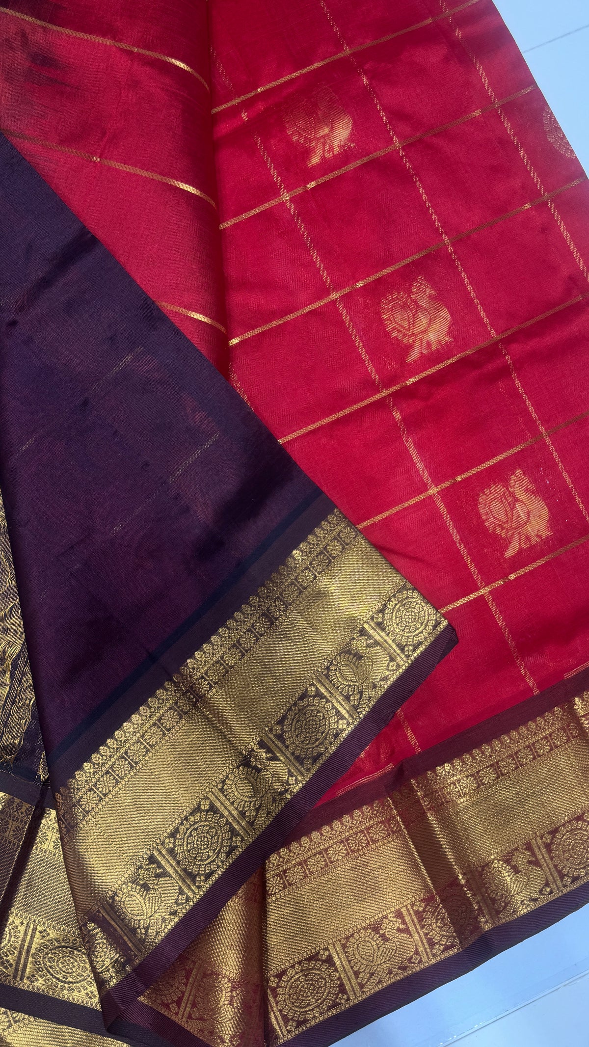 Mayil & Chakram Butta Pure Silk Cotton Saree
