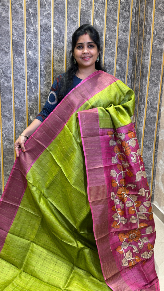 Comment “link” to get the direct 🔗 

Handloom Pure Tussar Silk Saree

✨ Book online through our web