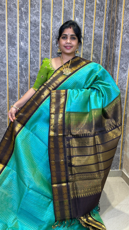 Comment “link” to get the direct 🔗 

Pure Silk Cotton Saree Light up your festive look with our exc