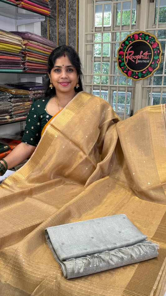 Comment “link” to get the direct 🔗 

Tissue Silk Saree

✨ Book online through our website — www.roo