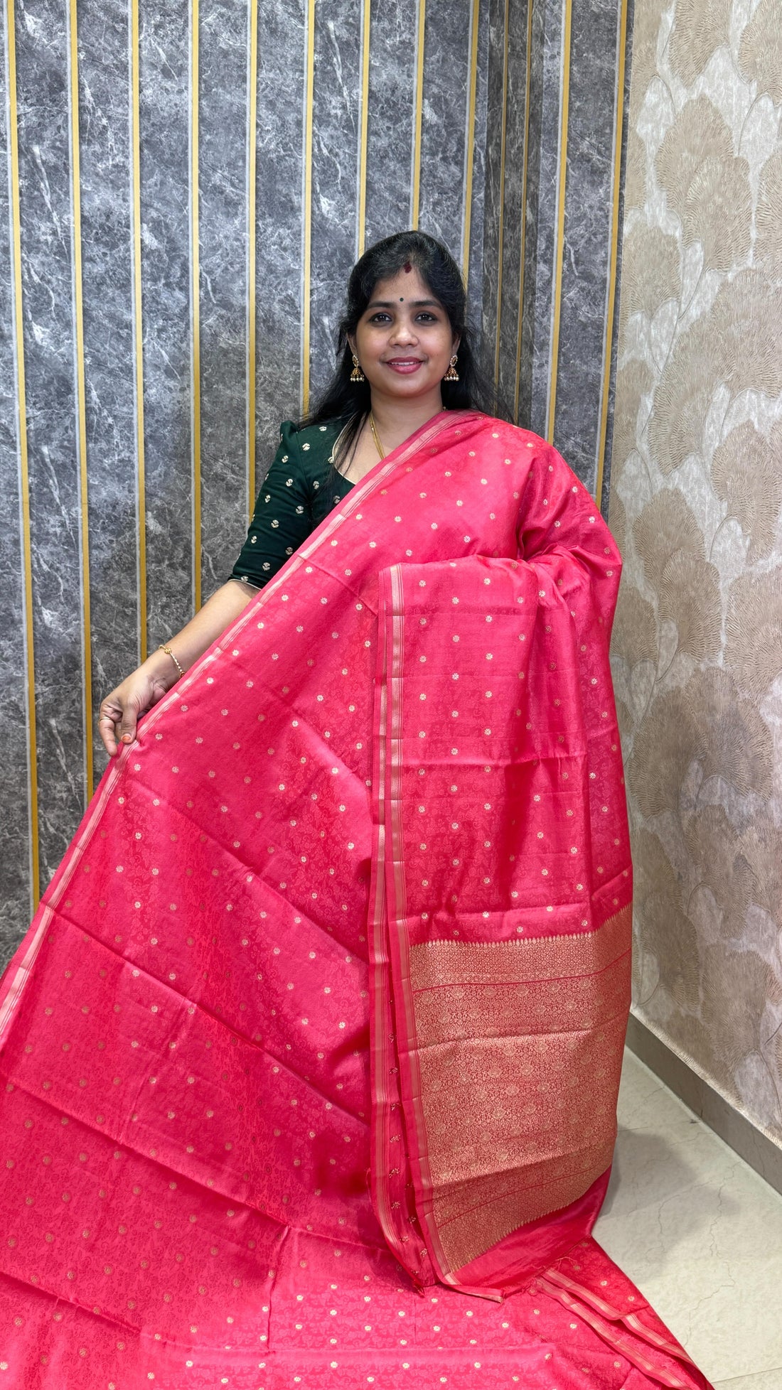 Comment “link” to get the direct 🔗 

✨Thin Border Semi Silk Saree ✨🌟

Book online through our webs