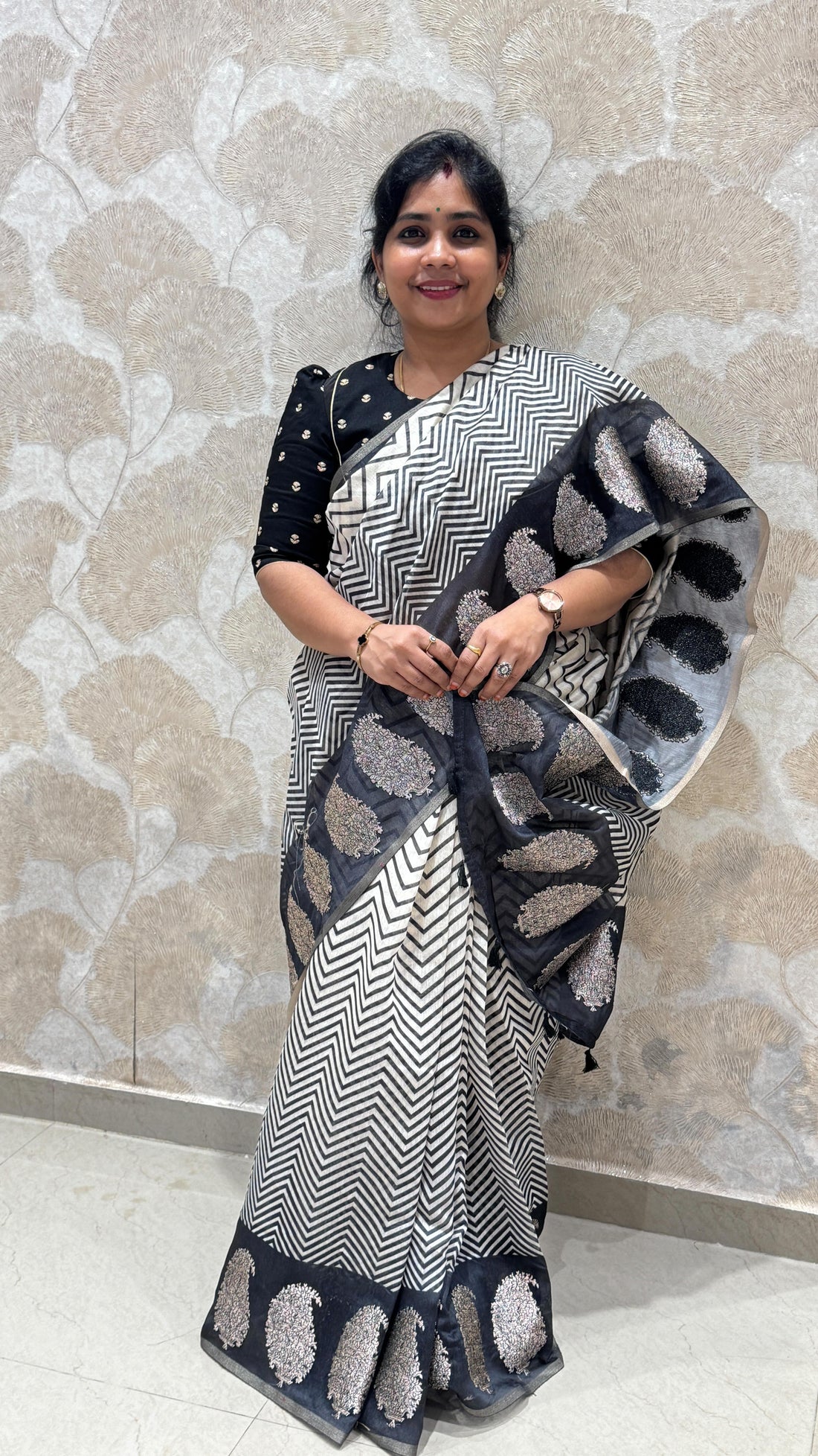 Semi Chanderi Silk Saree 

✨ Book online through our website — www.roopkritiboutique.com

📞 Contact