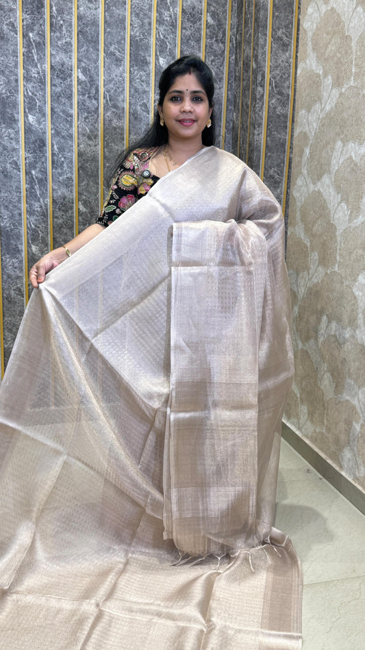 Comment “link” to get the direct 🔗 

Tissue Silk Saree

✨ Book online through our website — www.roo