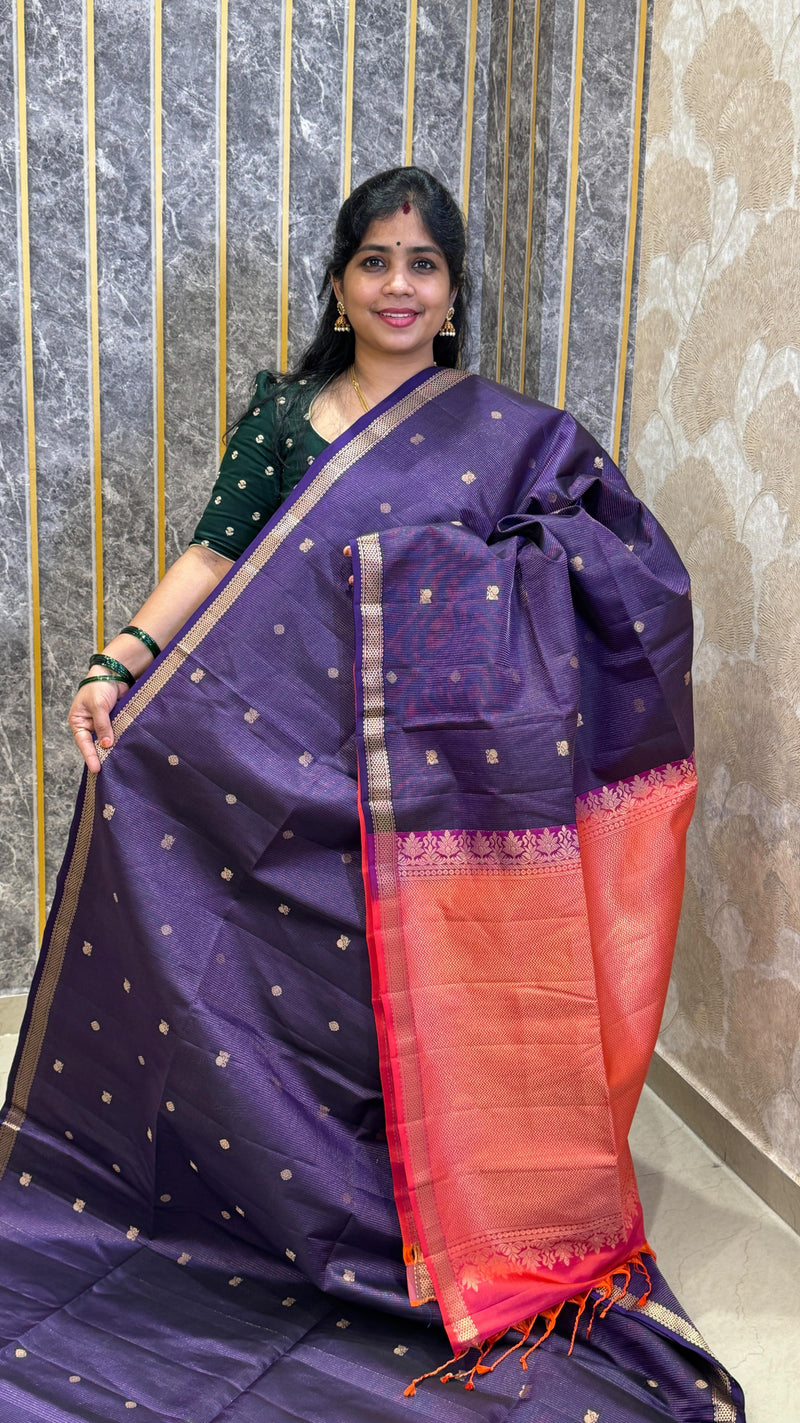 Handloom Pure Silk Saree 

✨ Book online through our website — www.roopkritiboutique.com

📞 Contact