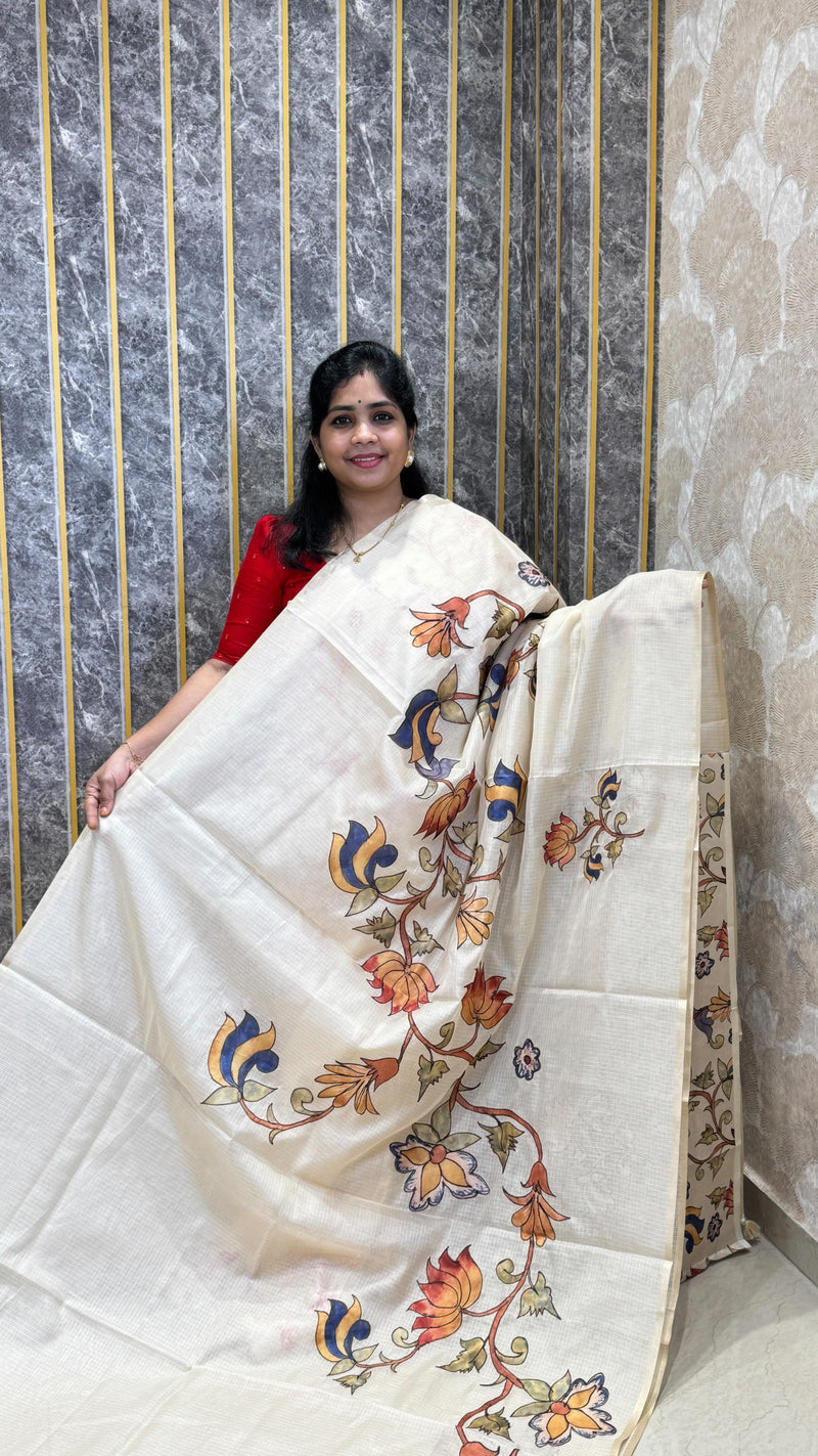 Comment “link” to get the direct 🔗 

Make a Statement with Our Signature Saree! 💥 

Kota silk appl