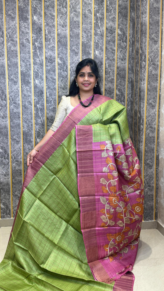 Comment “link” to get the direct 🔗 

Handloom Pure Tussar Silk Saree

✨ Book online through our web