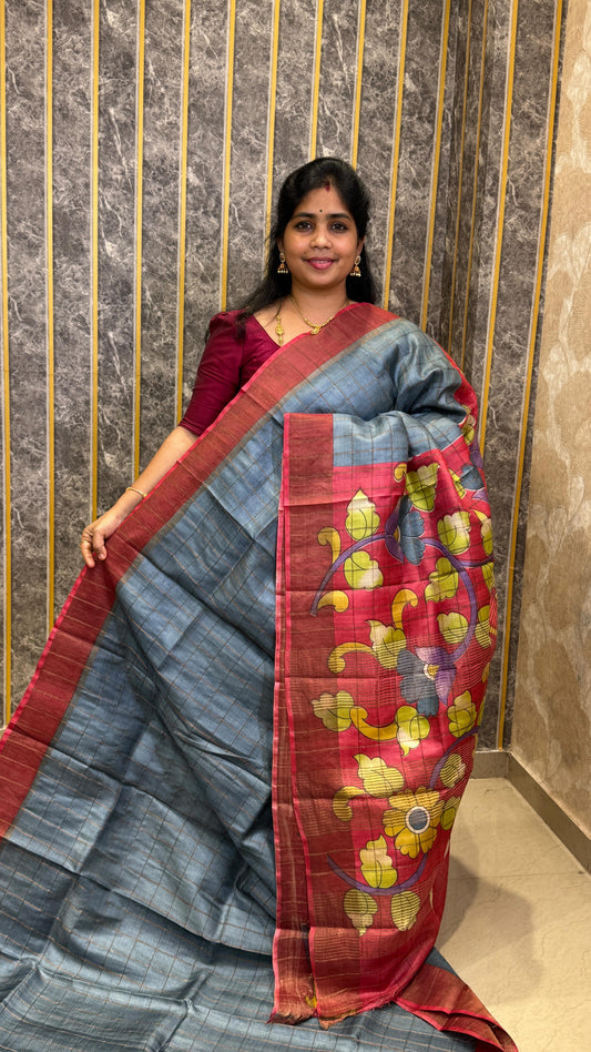 Comment “link” to get the direct 🔗 

Handloom Pure Tussar Silk Saree

✨ Book online through our web