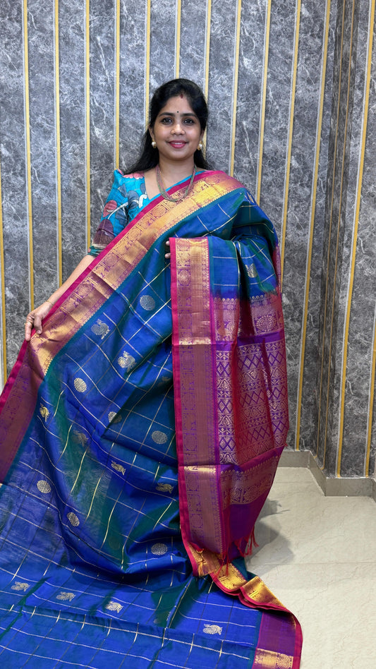 Comment ”Price”to get the direct purchase 🔗

Pure Silk Cotton Saree Light up your festive look with