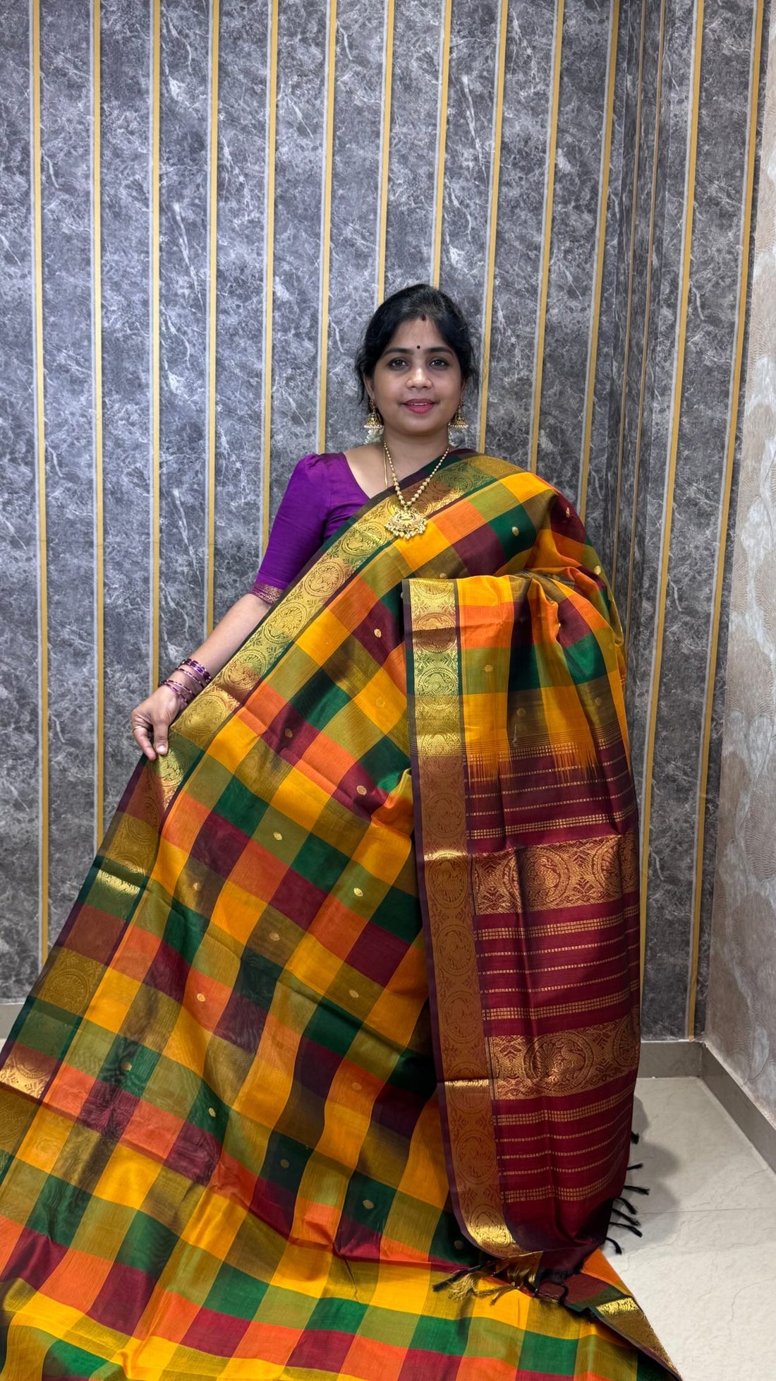 Comment ”Price”to get the direct purchase 🔗

Pure Silk Cotton Saree Light up your festive look with