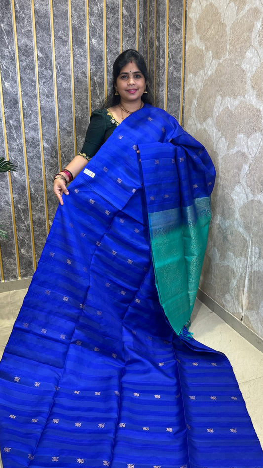 Comment “link” to get the direct 🔗

Handloom Pure Jute Silk Saree 

✨ Book online through our websi