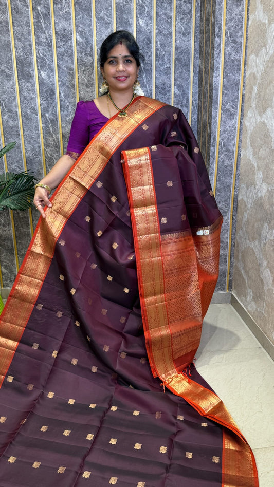 Comment “Silk ” to get the direct 🔗

Handloom Pure Soft Silk Saree 

✨ Book online through our webs