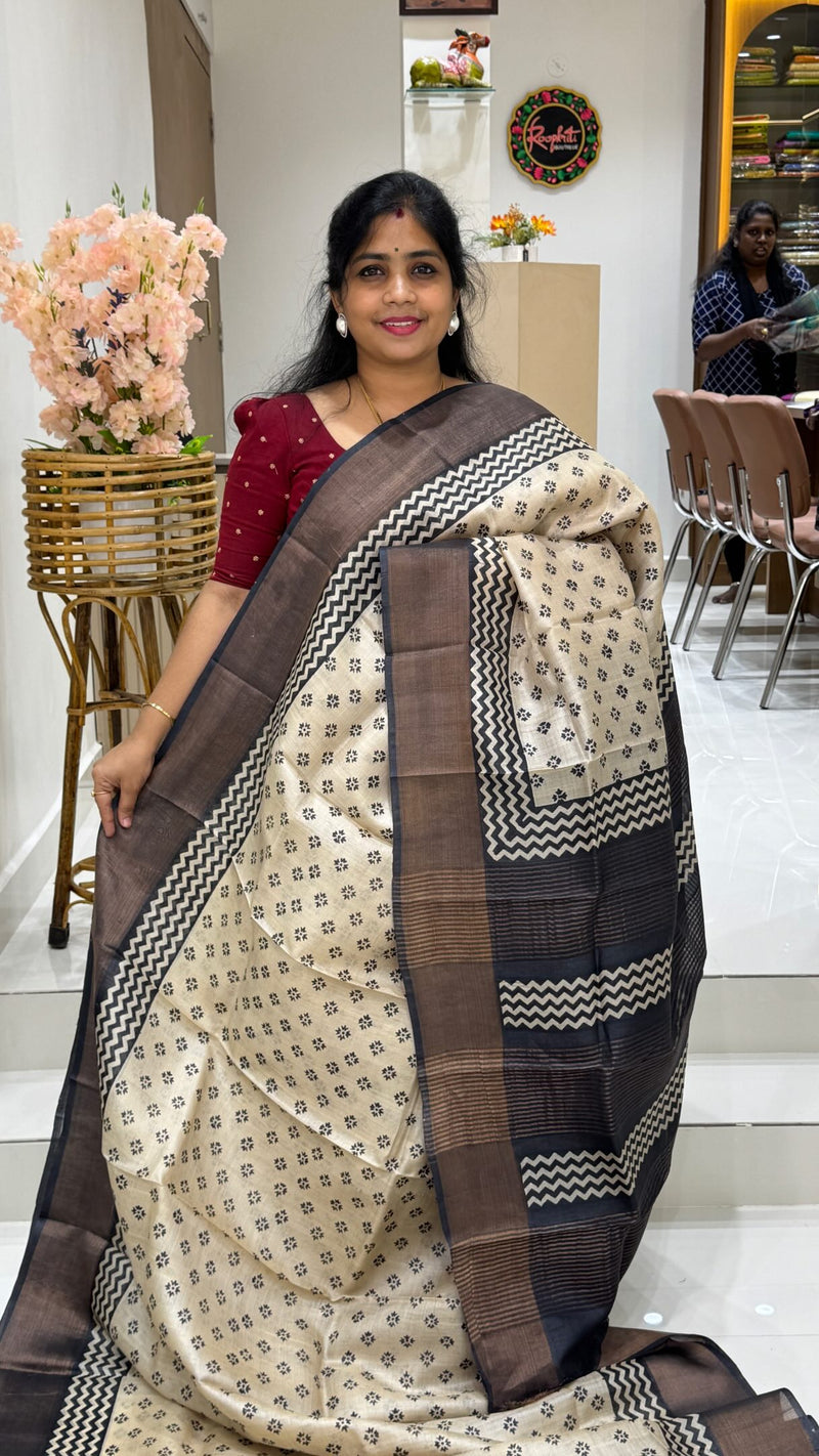 Comment ”Price”to get the direct purchase link 

Handloom Pure Tussar Silk Saree

✨ Book online thro