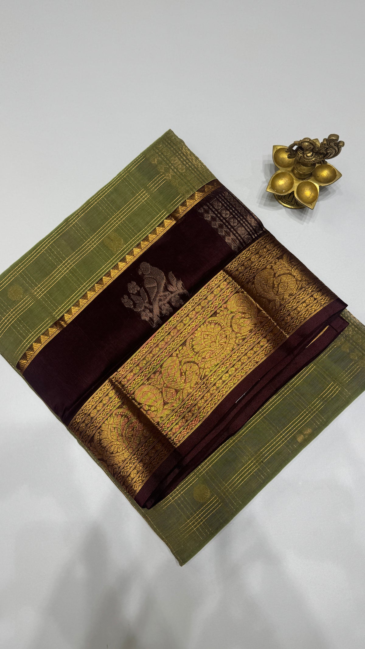 Zari Buttas Pure Silk Cotton Saree