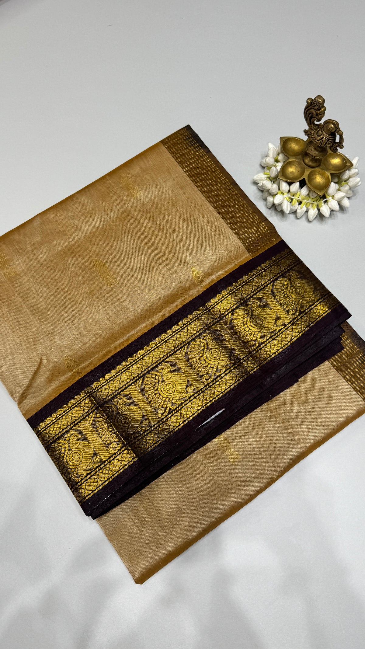Butta Pure Silk Cotton Saree with Korvai Border