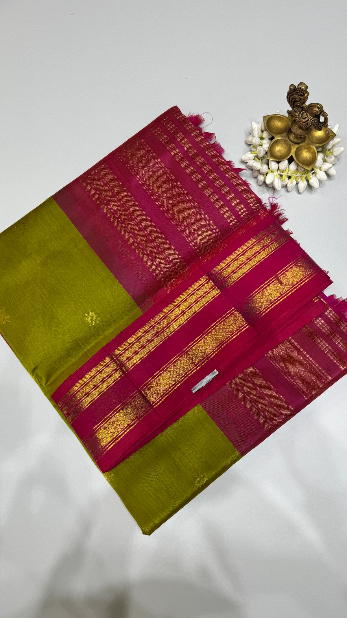Butta Pure Silk Cotton Saree with Korvai Border