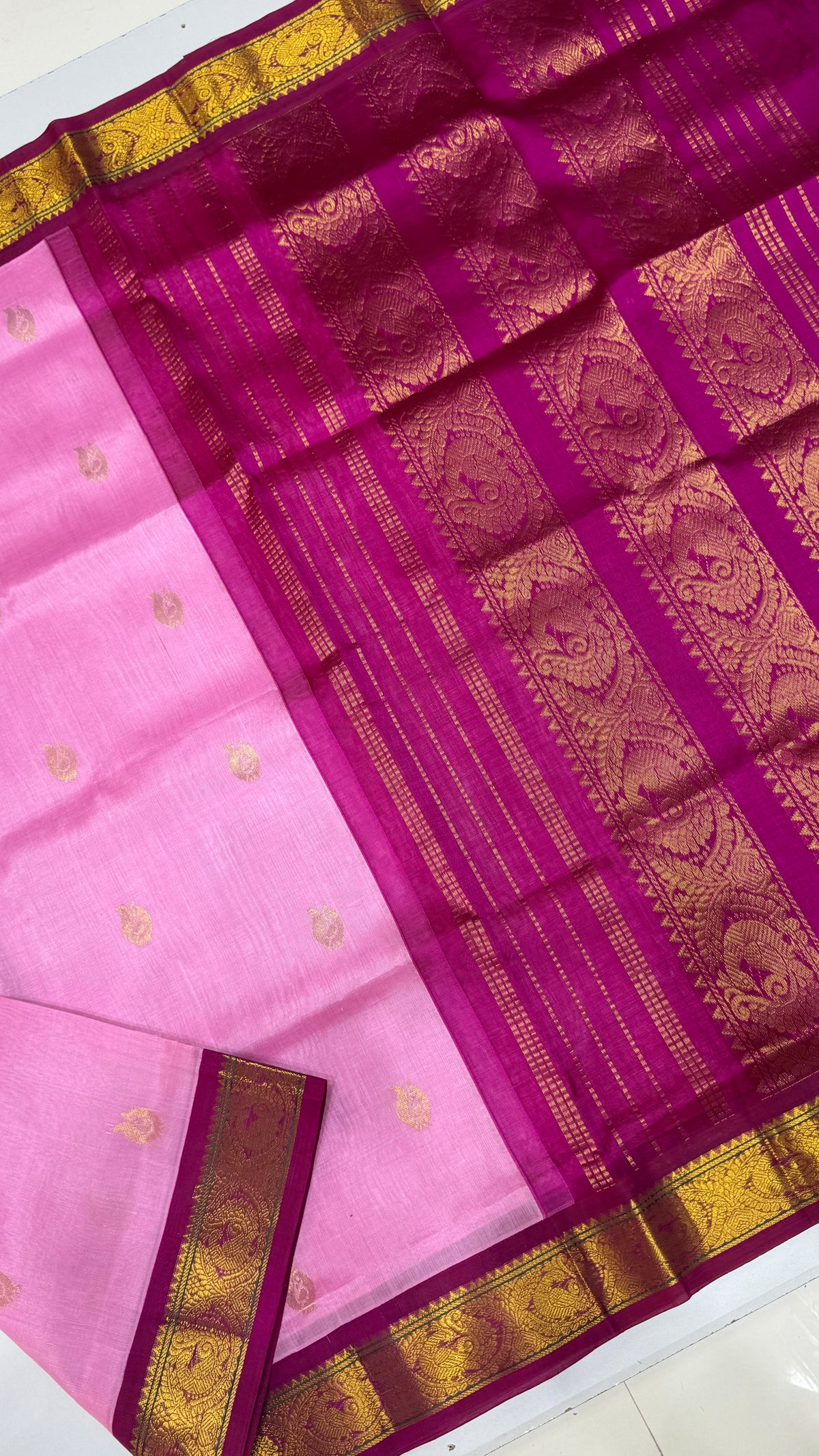 Butta Pure Silk Cotton Saree with Korvai Border