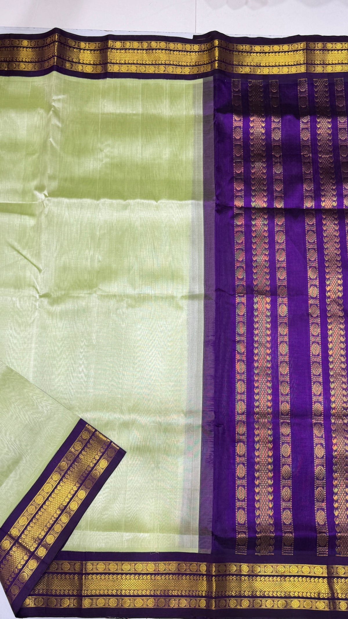 Plain Pure Silk Cotton Saree with Korvai Border