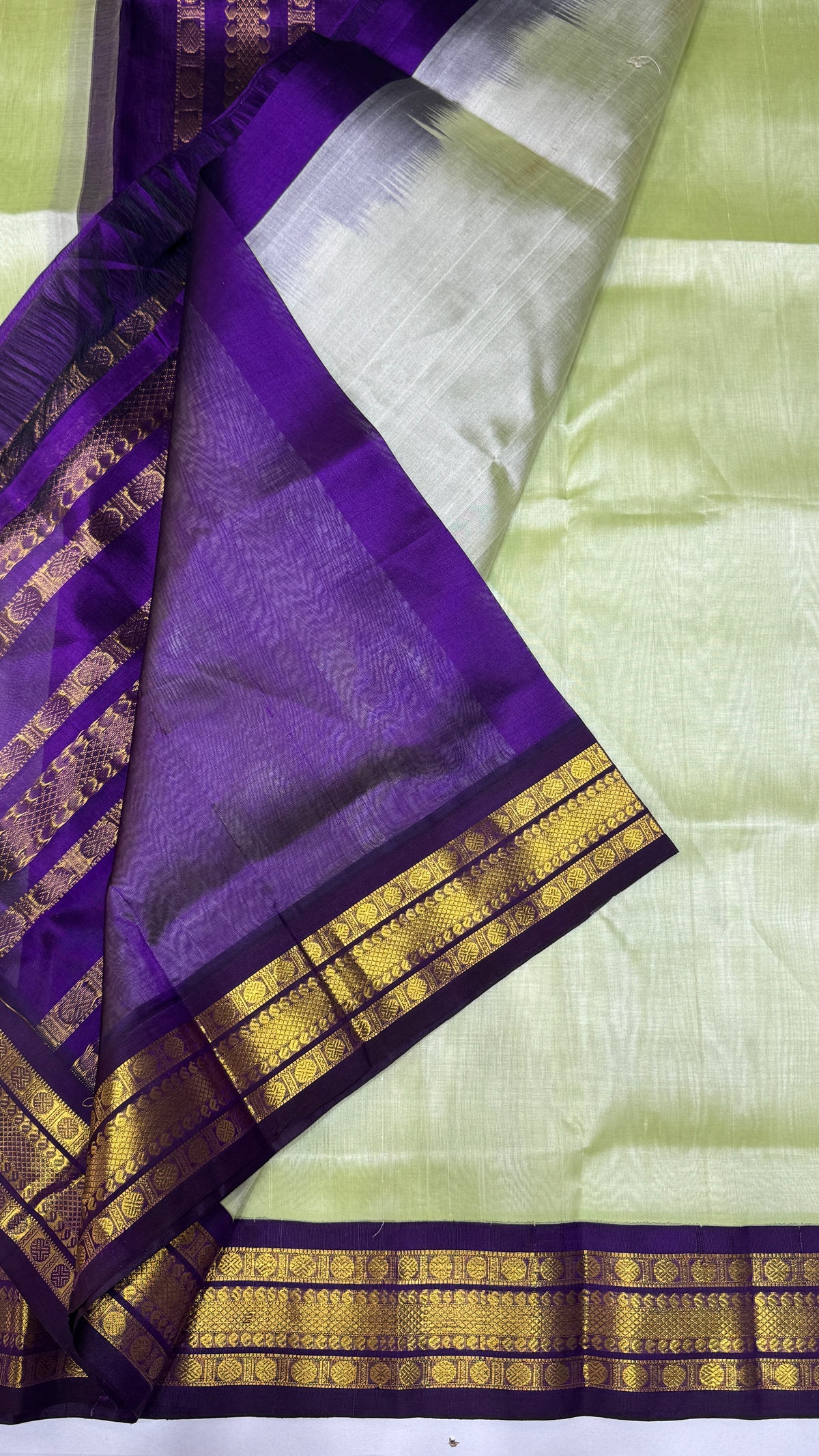 Plain Pure Silk Cotton Saree with Korvai Border