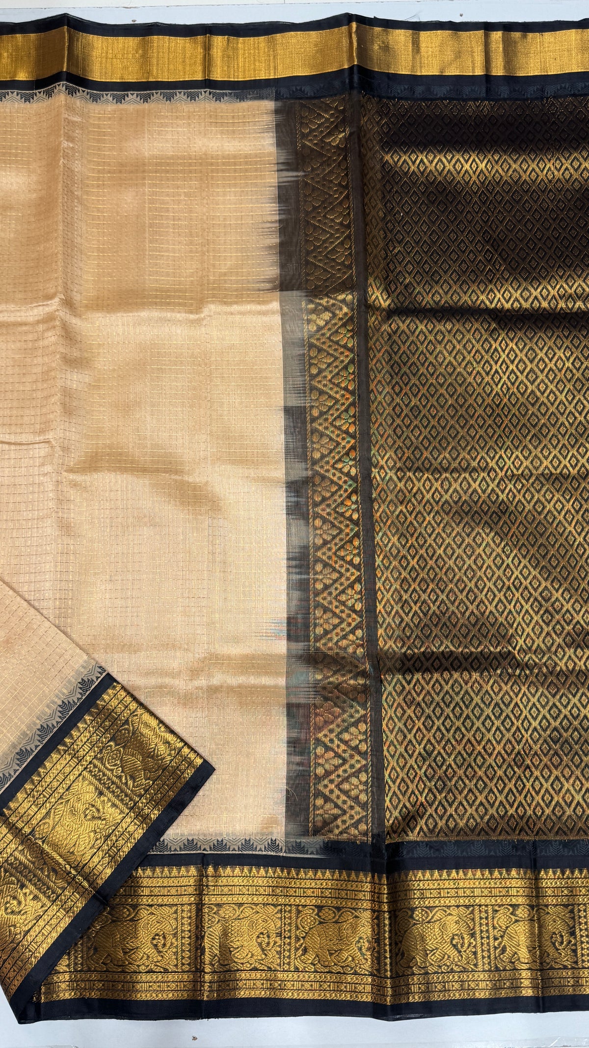 Lakshadeepam Pure Silk Cotton Saree with Korvai Border
