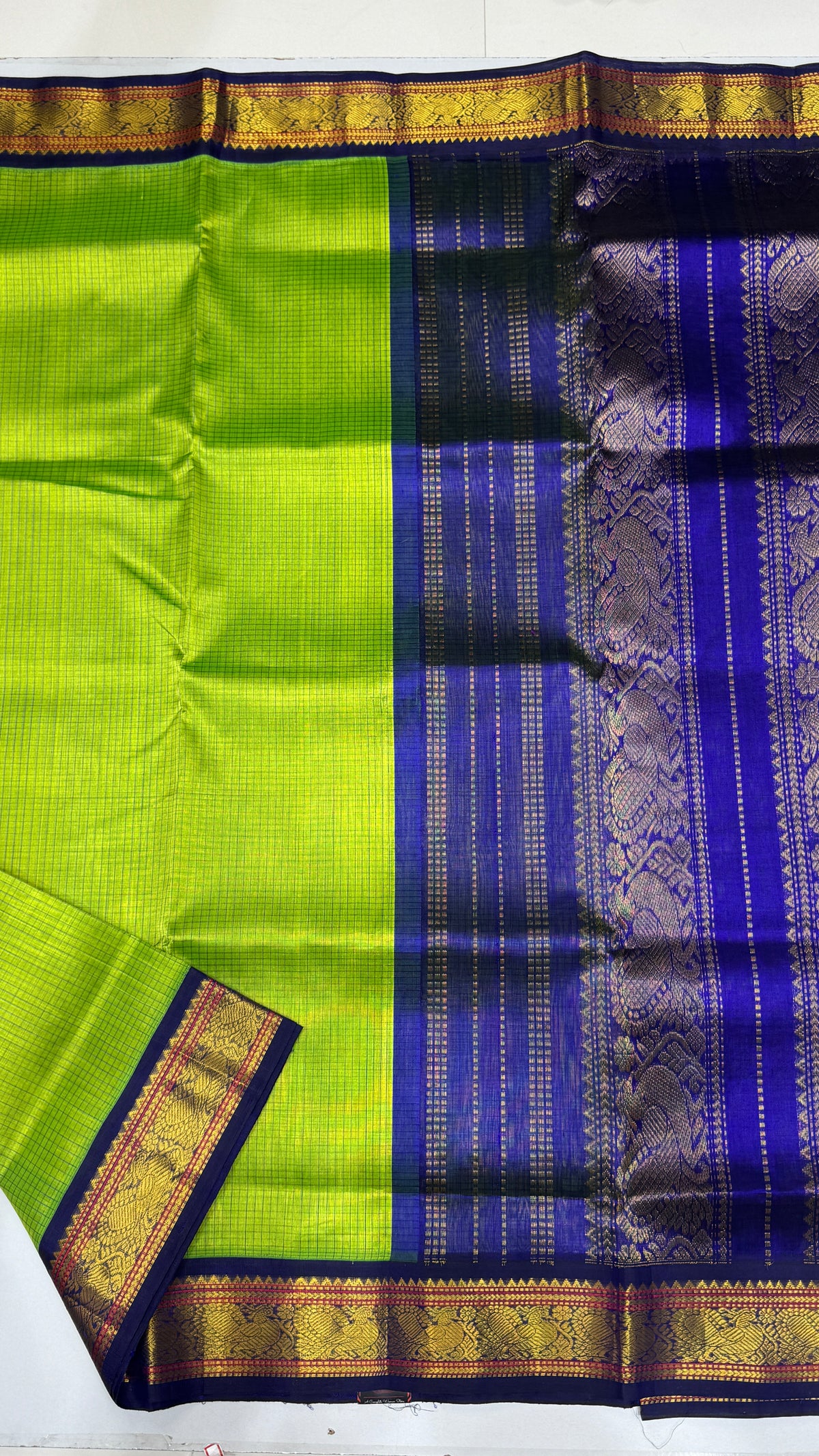 Checks Pure Silk Cotton Saree with Korvai Border