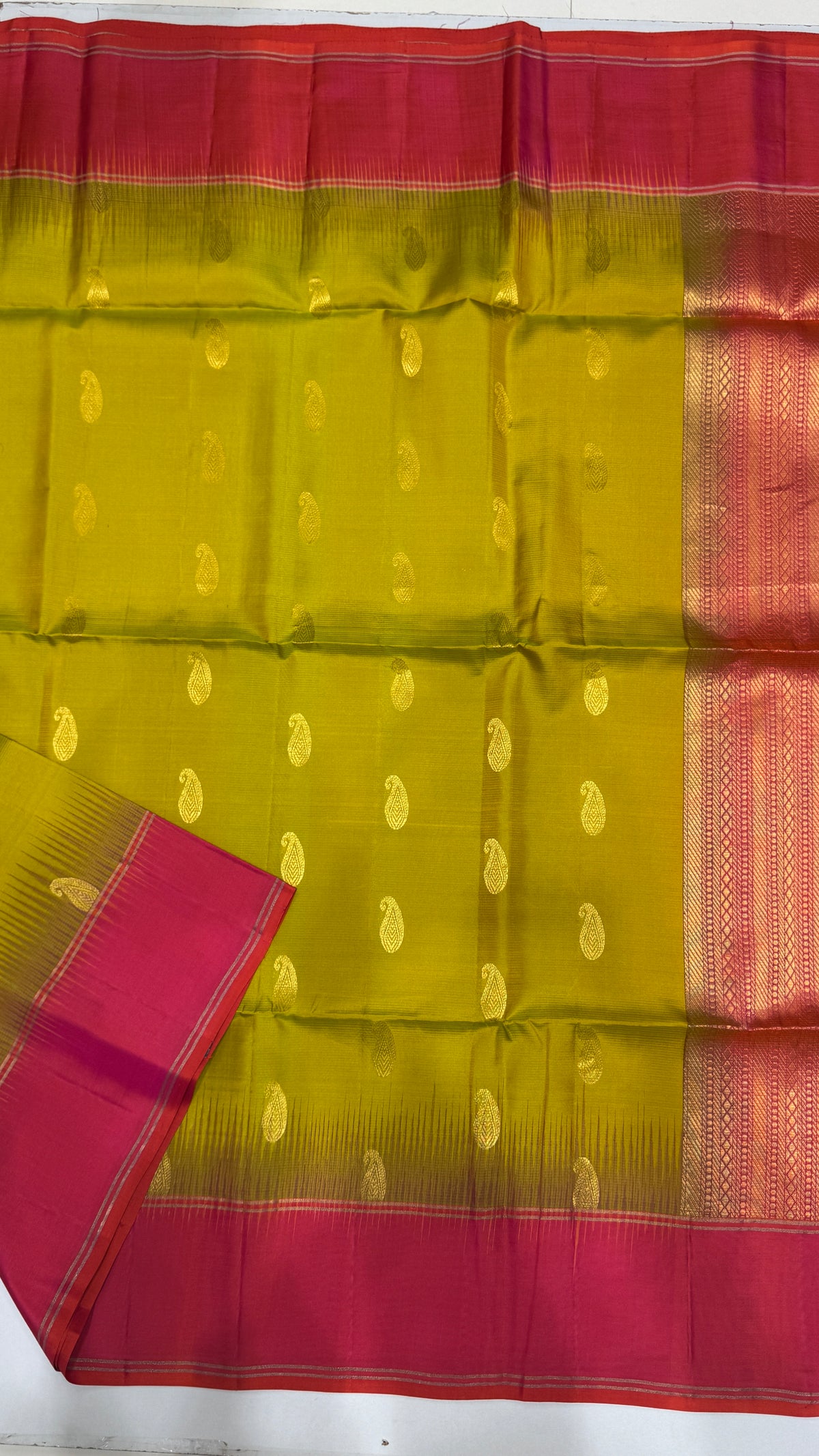 Handloom Soft Silk Saree