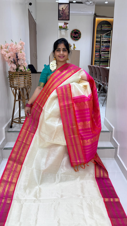 Plain Pure Silk Cotton Saree with Korvai Border
