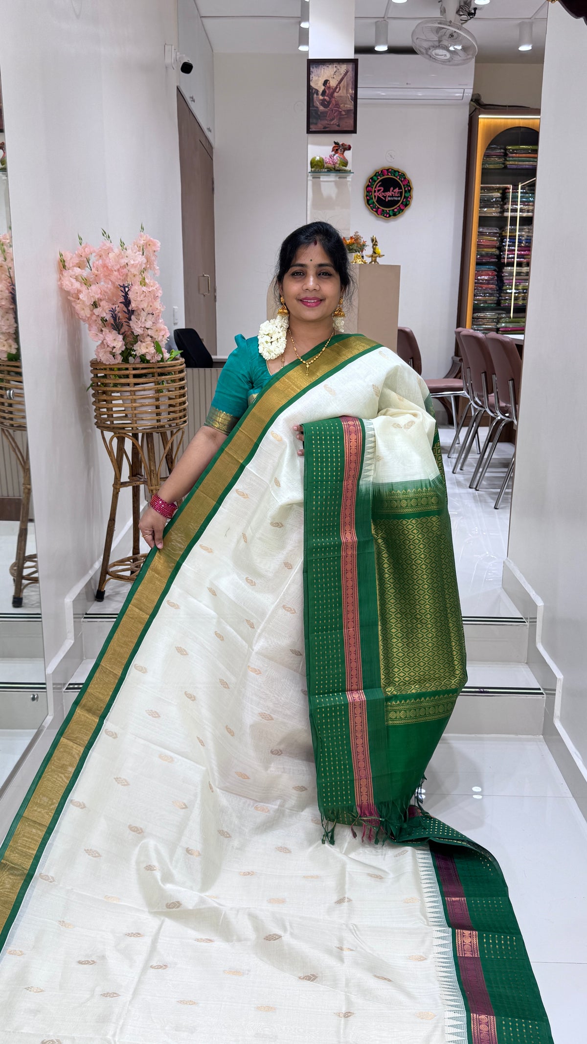 Butta Pure Silk Cotton Saree with Korvai Border