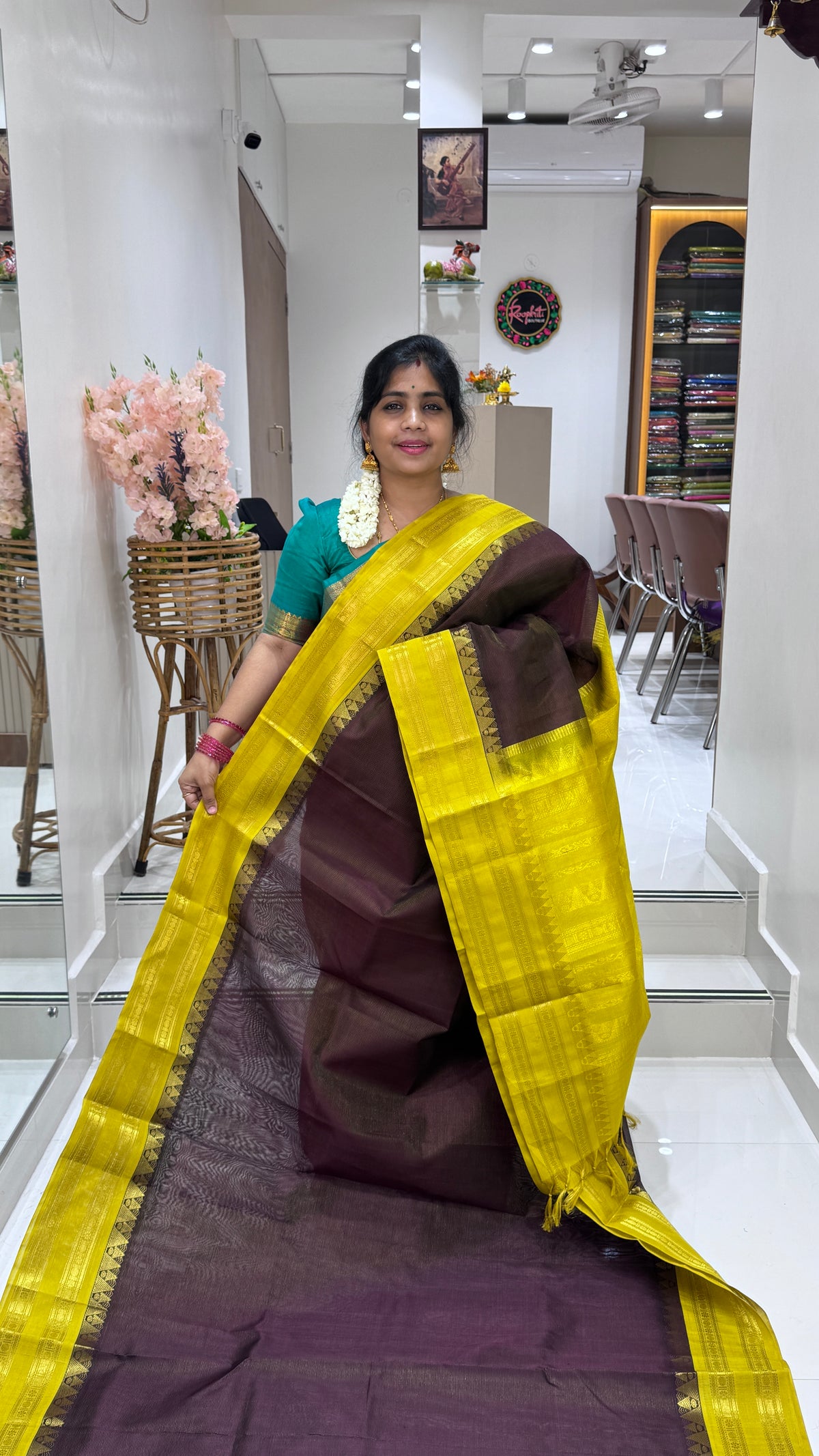 Vairoosi Pure Silk Cotton Saree with Korvai Border