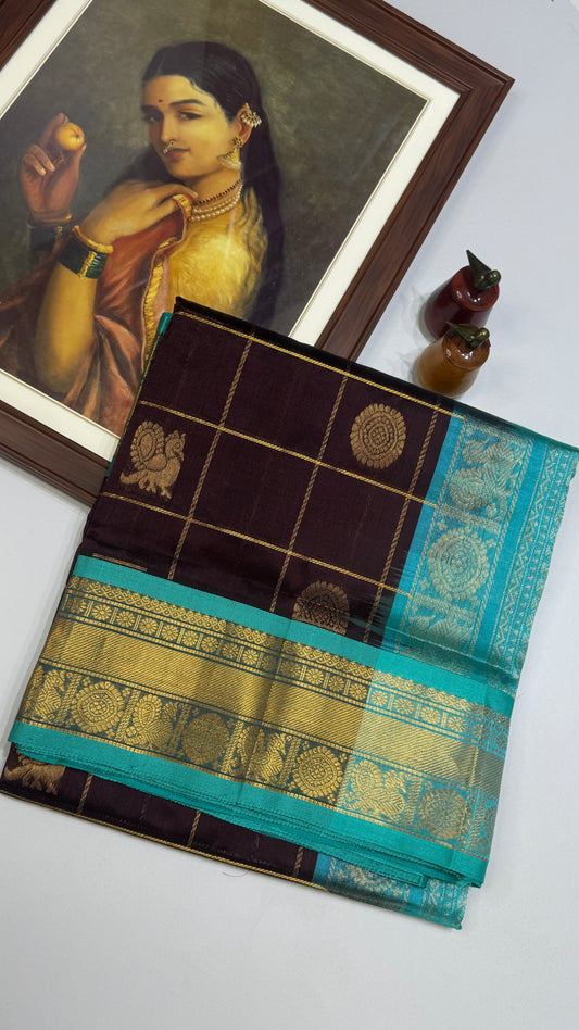 Mayil & Chakram Butta Pure Silk Cotton Saree