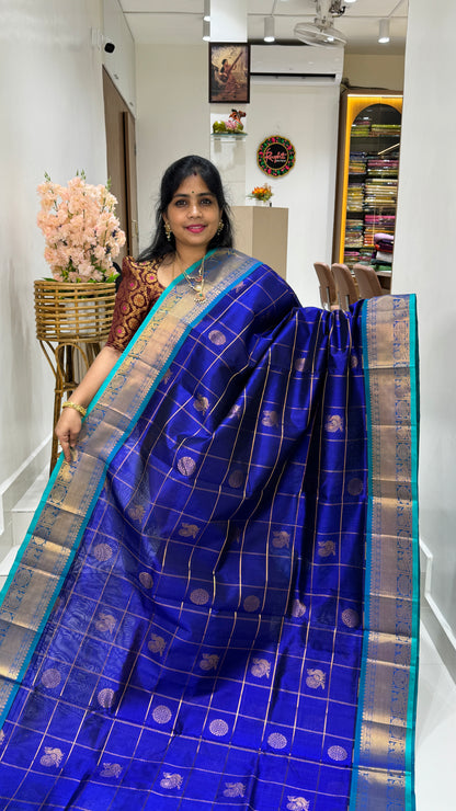 Mayil & Chakram Butta Pure Silk Cotton Saree