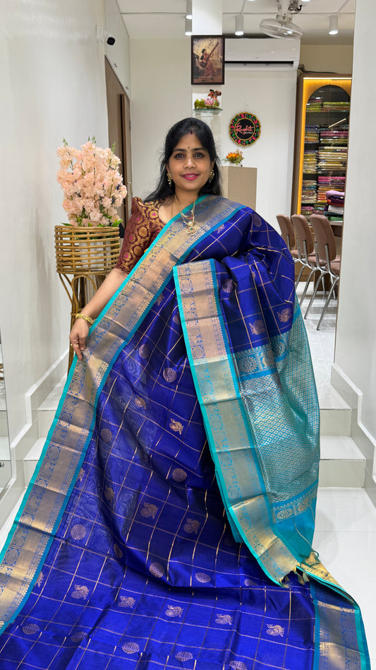 Mayil & Chakram Butta Pure Silk Cotton Saree