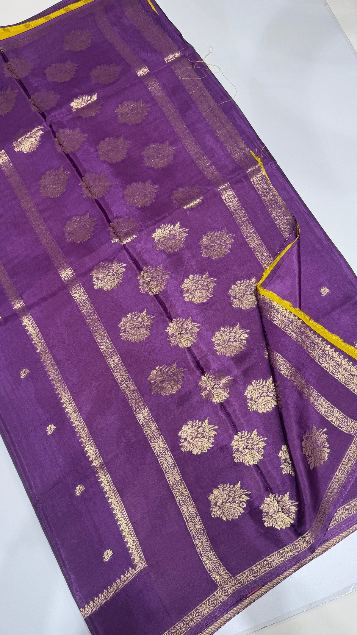 Semi Munga Crepe with Gap Border