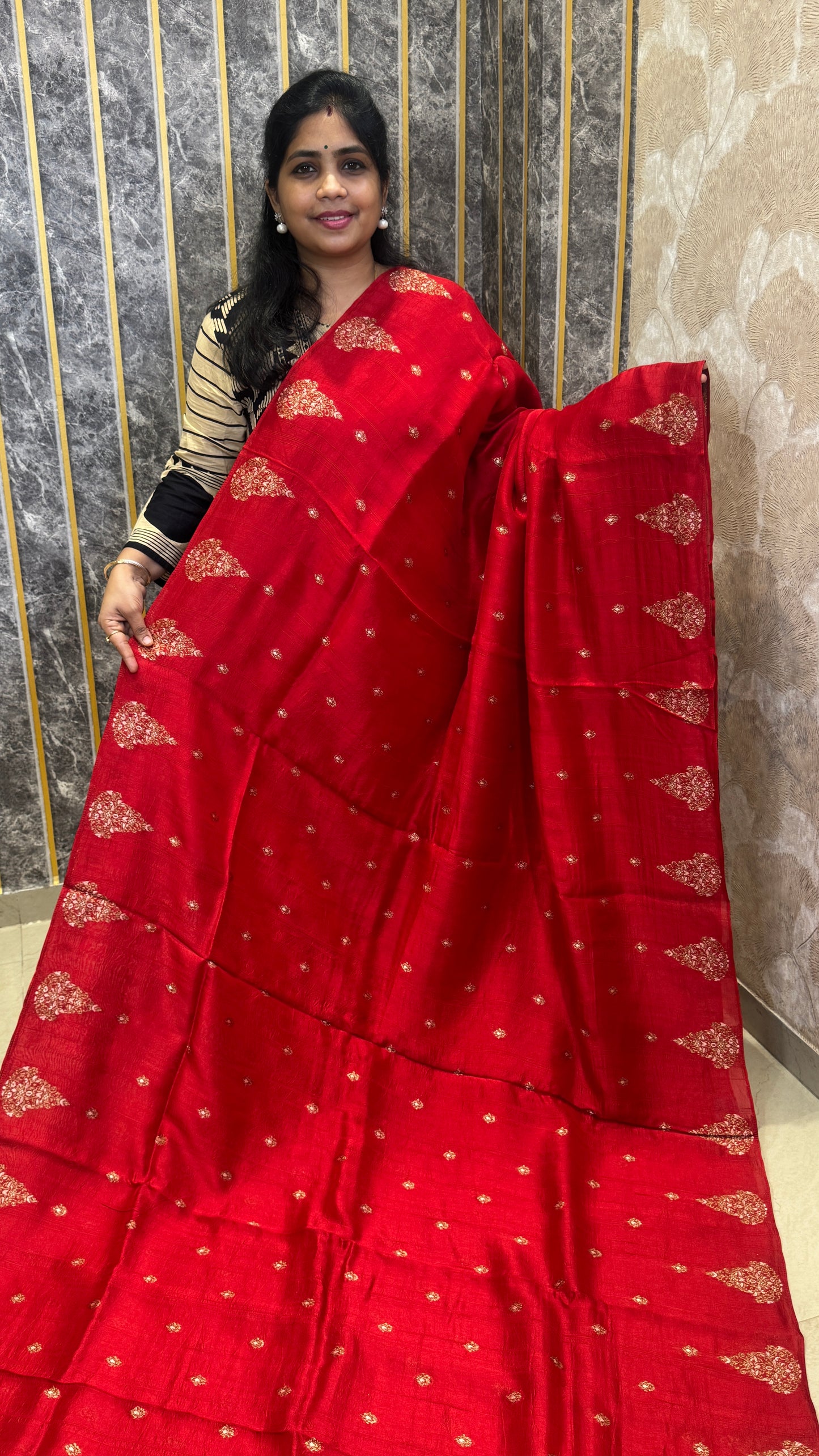 Tussar Georgette Saree with Motifs Border