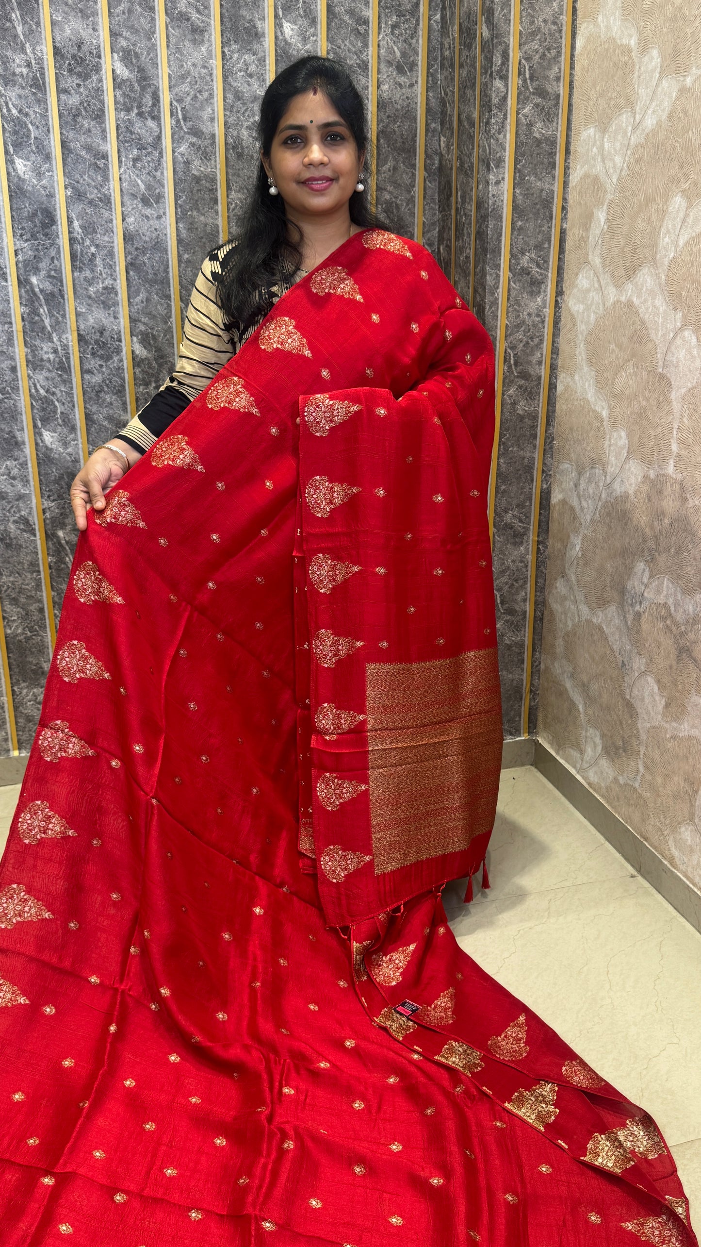 Tussar Georgette Saree with Motifs Border