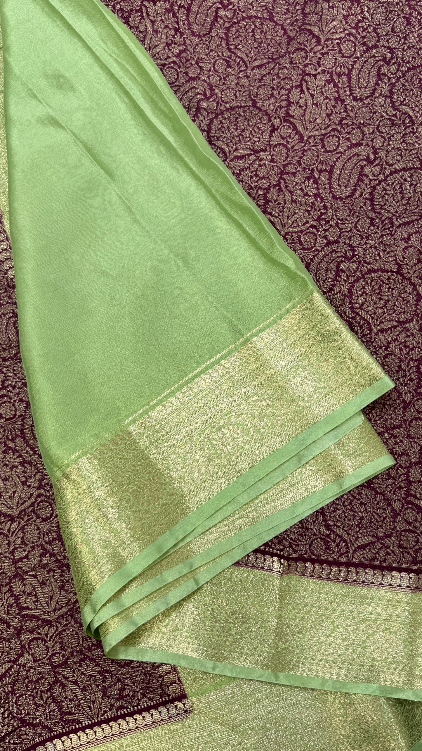 Banaras Wrinkle Geogrette Saree