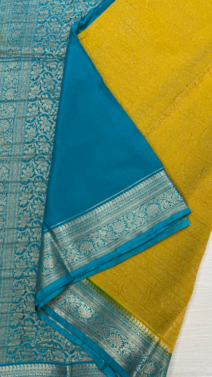 Banaras Wrinkle Geogrette Saree