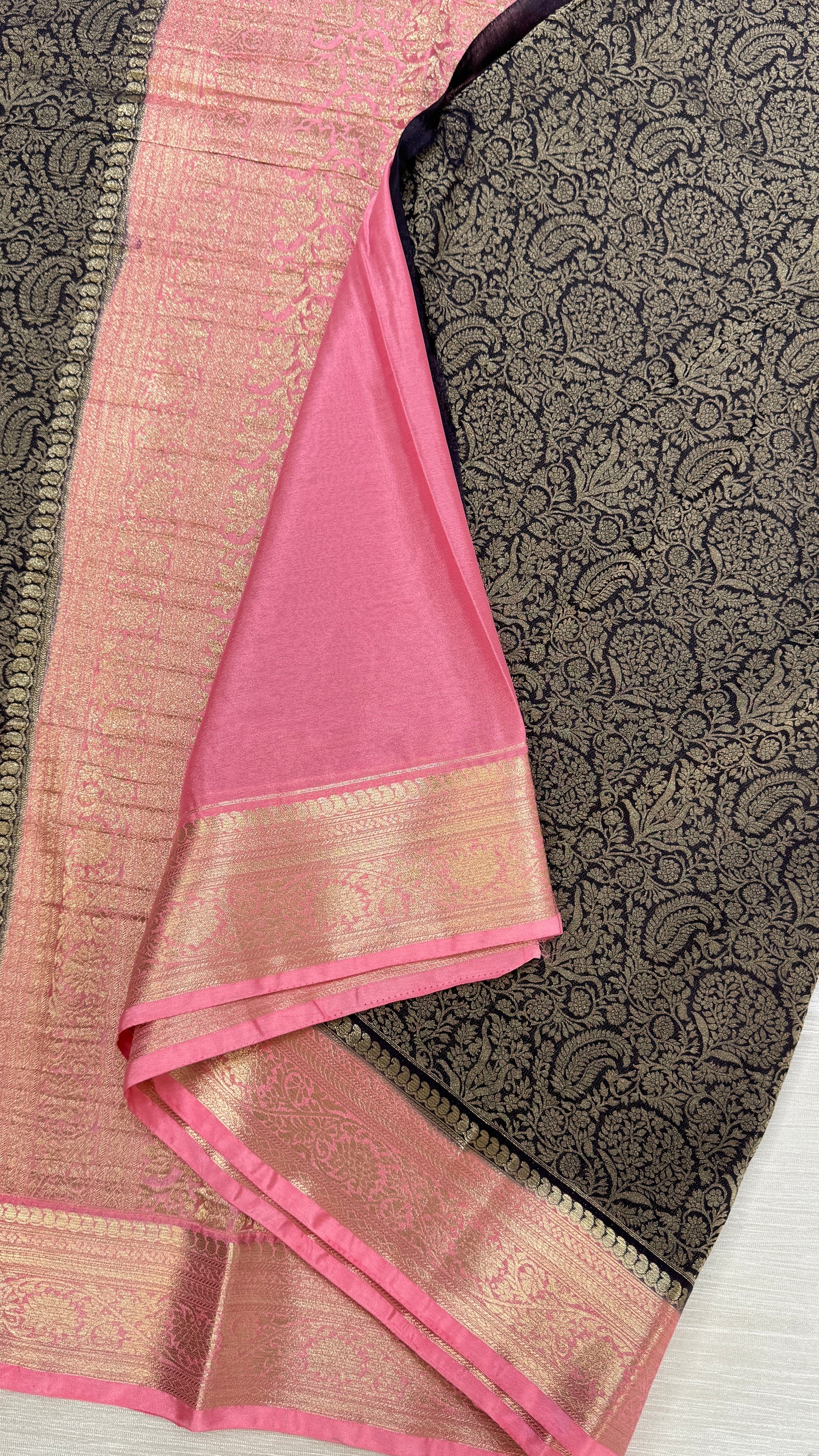 Banaras Wrinkle Geogrette Saree