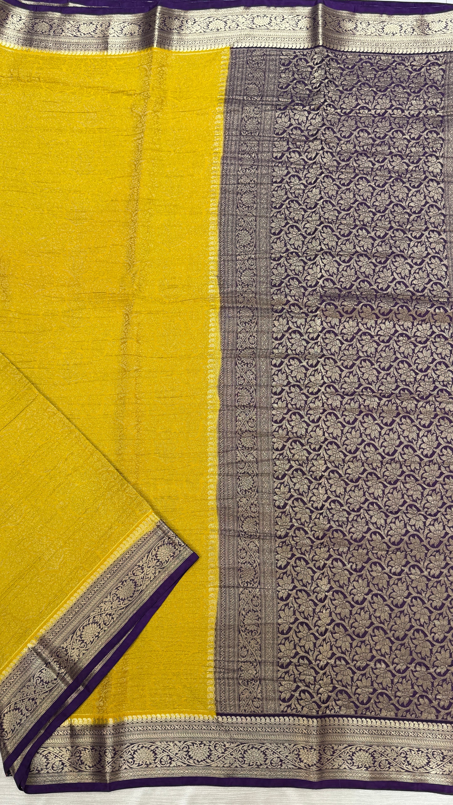 Banaras Wrinkle Geogrette Saree