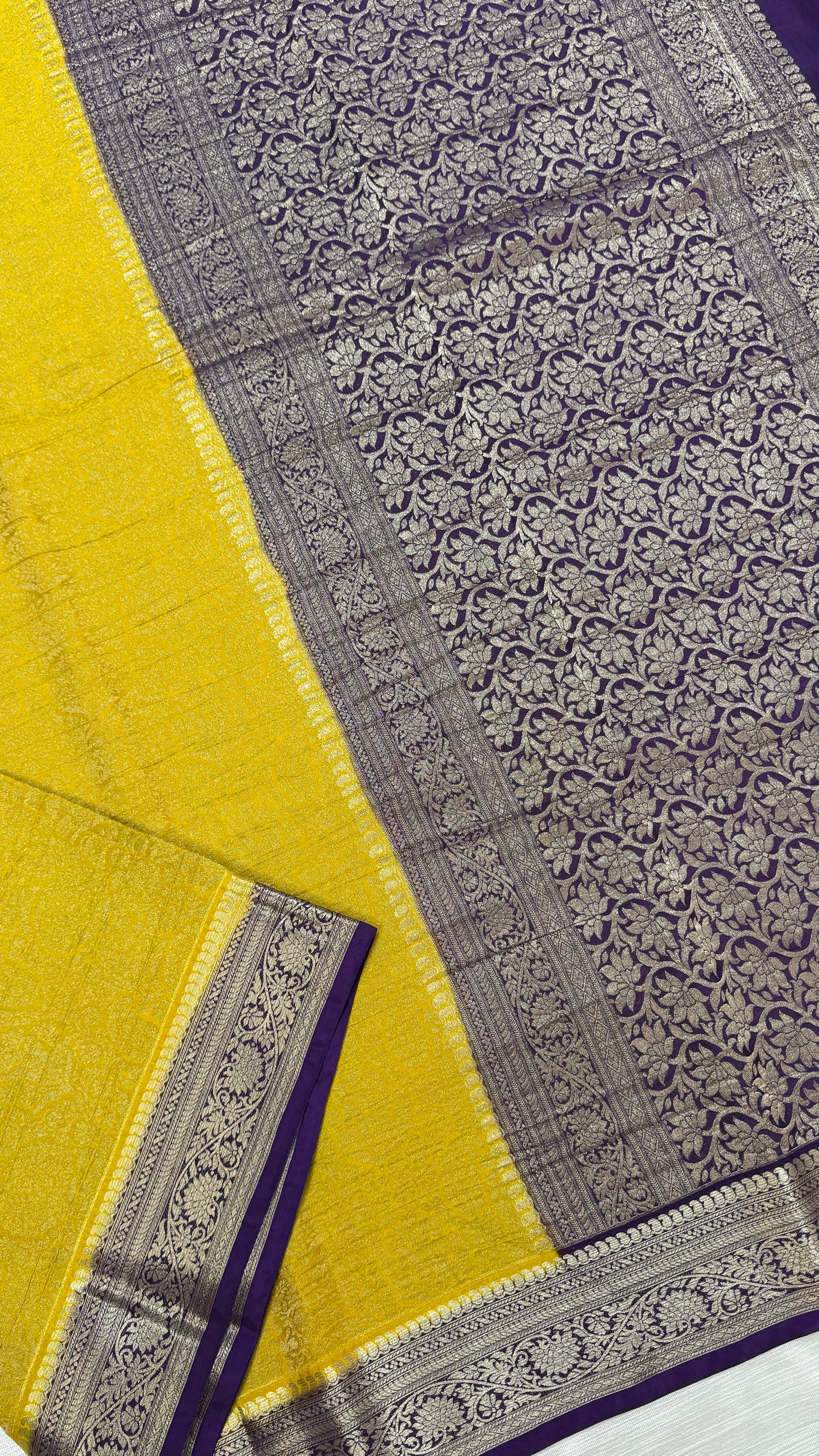 Banaras Wrinkle Geogrette Saree