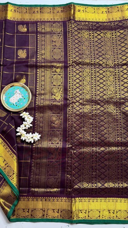 Mayil & Chakram Butta Pure Silk Cotton Saree