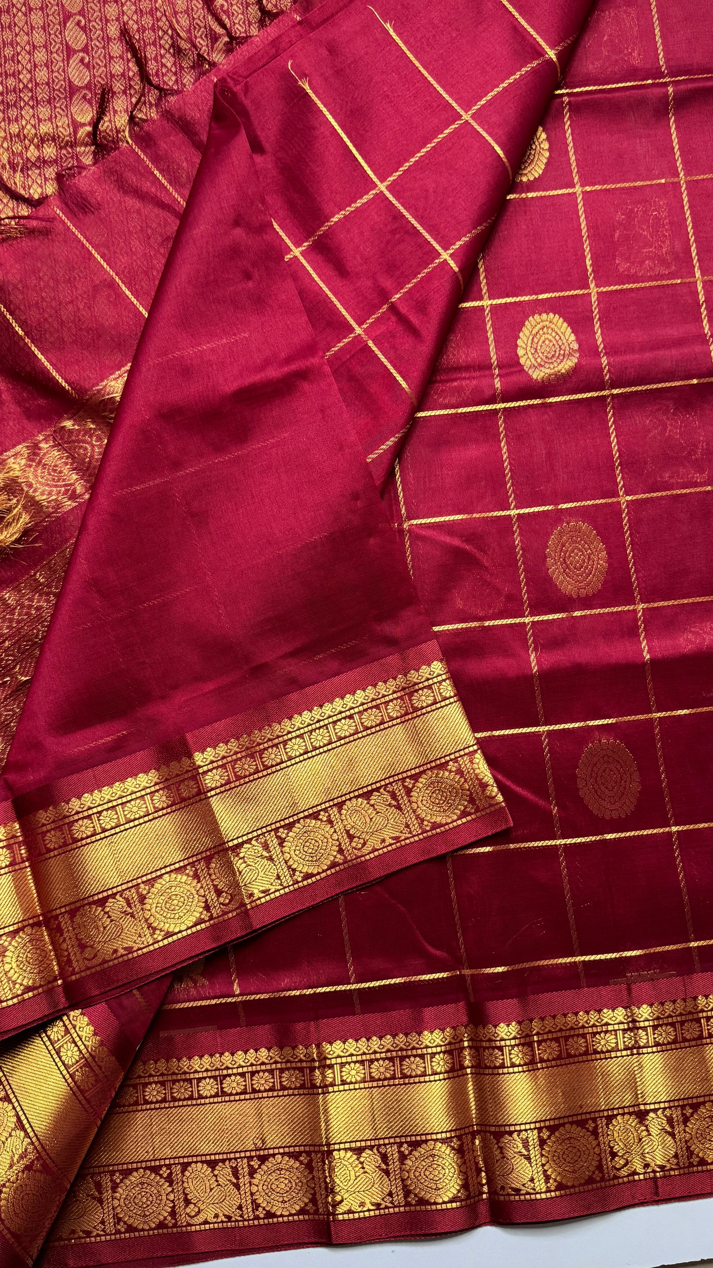Mayil & Chakram Butta Pure Silk Cotton Saree